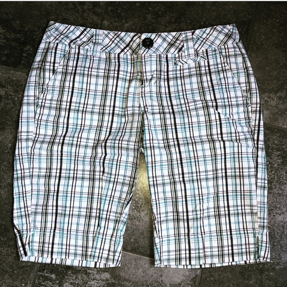 Women’s Plaid Bermuda Long Shorts w Pockets - Picture 1 of 2